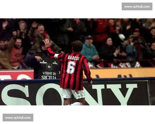 “超人” 陈康:绿茵场的双重角色,双倍热爱 “超人” 陈康:绿茵场的双重角色,双倍热爱